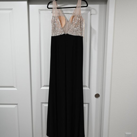 Adrianna Pappel Size 12 Black Gown with Shear Sequin Top and Back - Picture 10 of 13